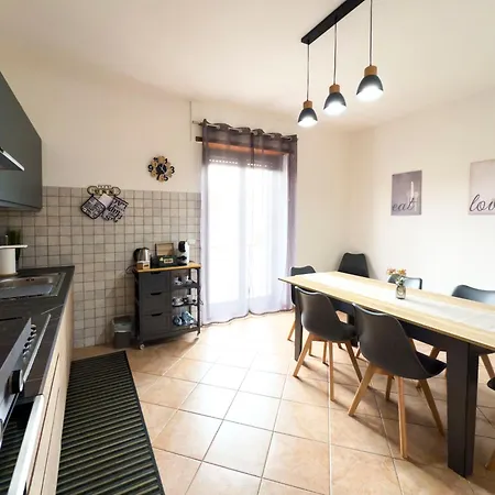 Pinna's House-spaziosa Casa A Tatil Evi