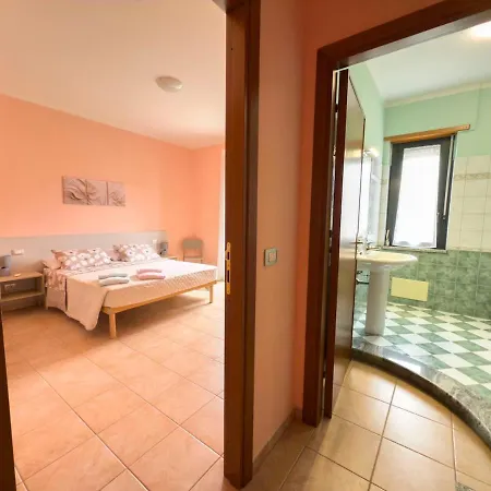 Pinna's House-spaziosa Casa A Bosa
